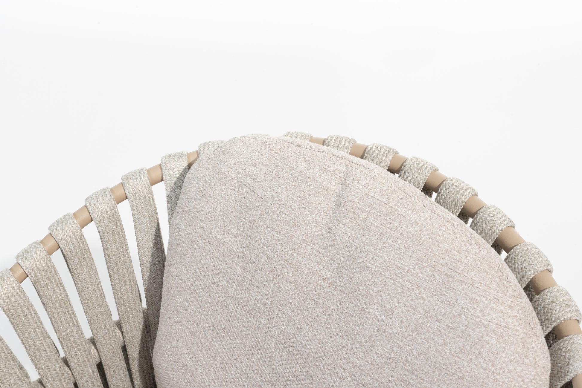 Taste 4SO Eva dining chair latte with 2 cushions - SKU 91515 - Detail view