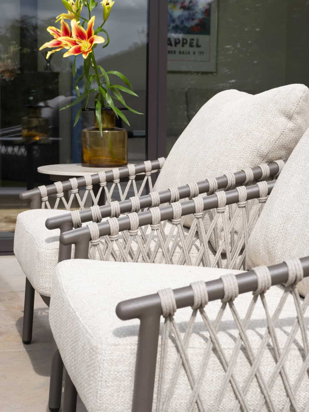 4SO Bernini lounge set met Boaz bijzettafel ⌀45cm