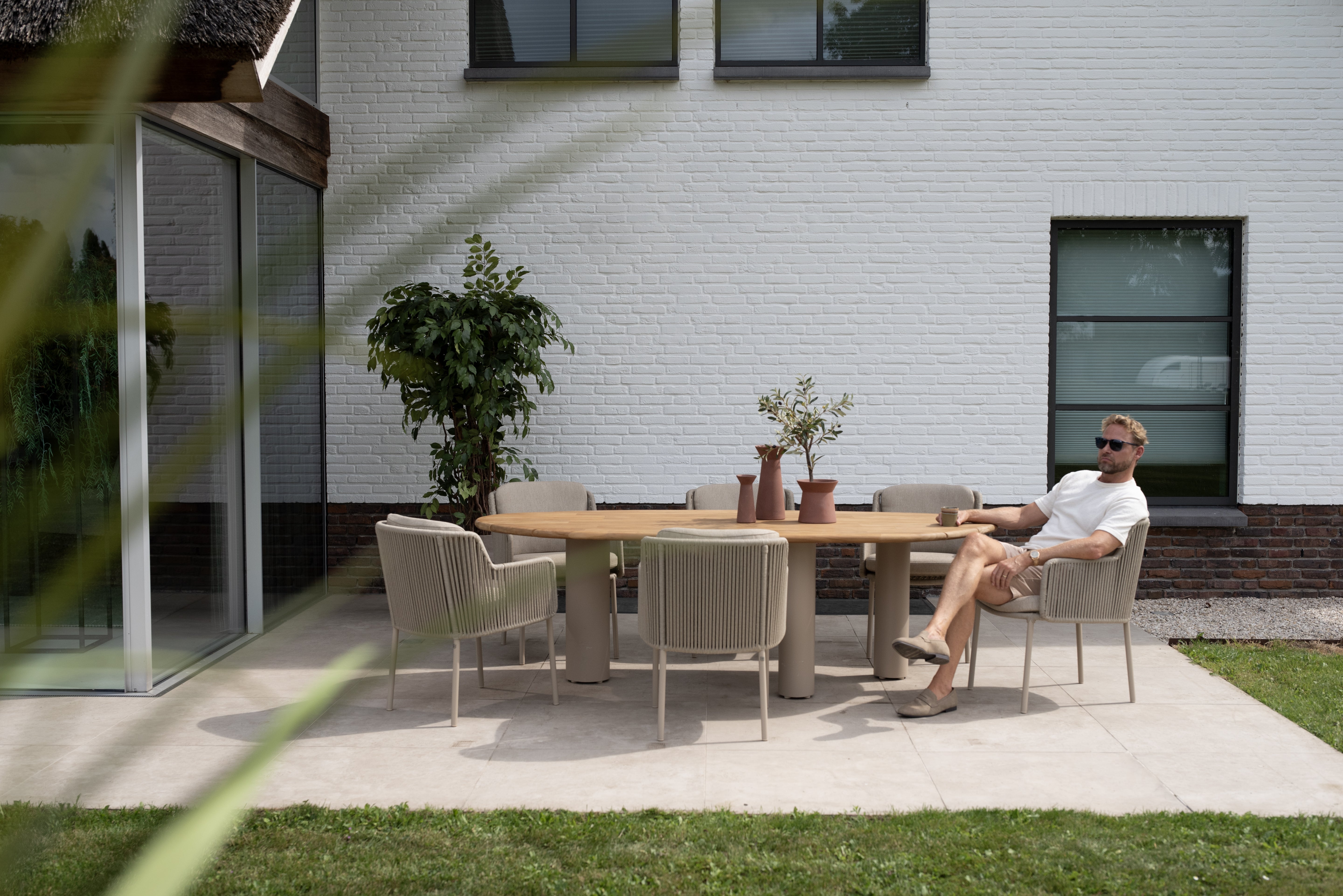 Taste 4SO Estate dining table natural teak 240x105cm - Lifestyle