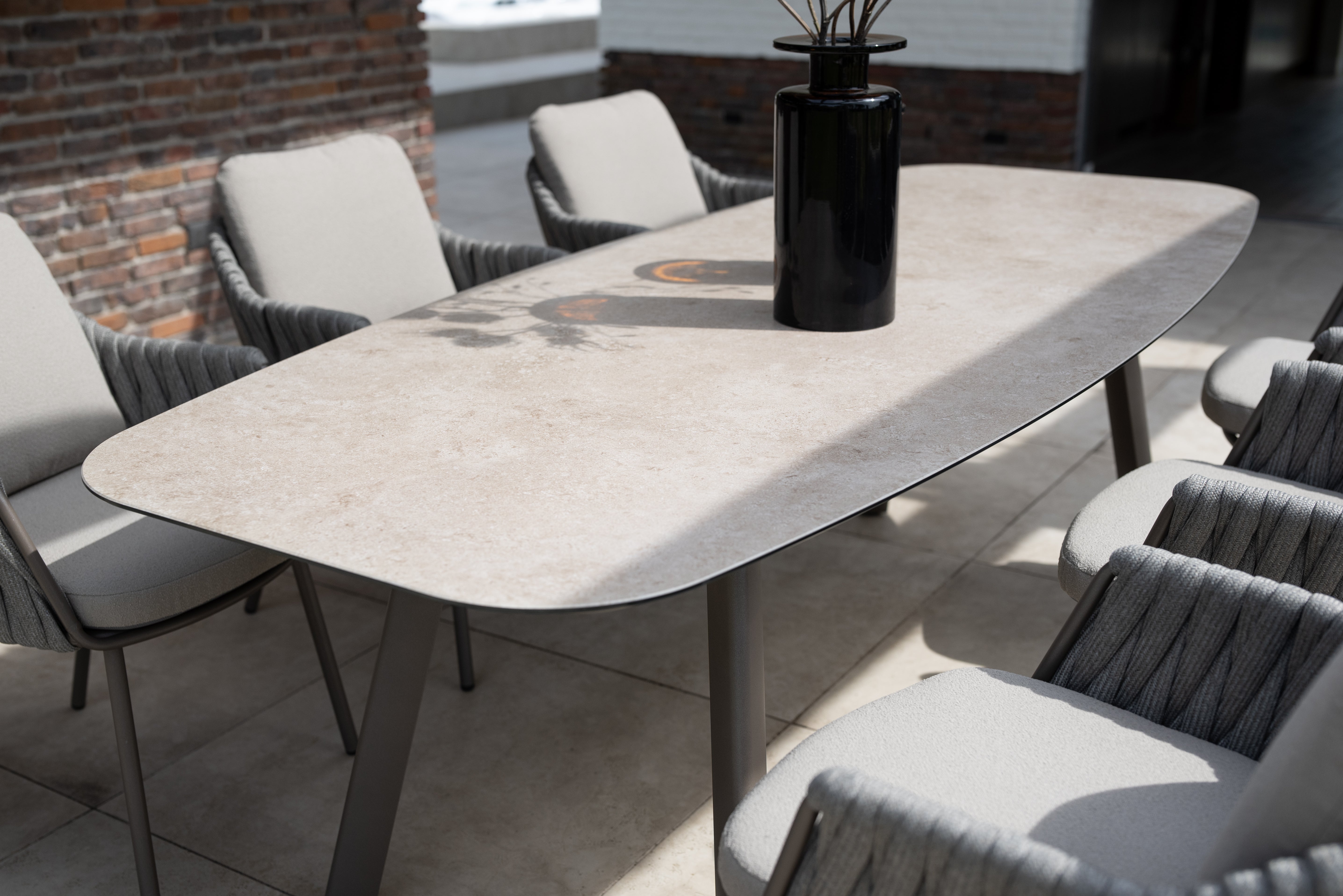 Taste 4SO Cannes dining chair terre with 2 cushions - Lifestyle