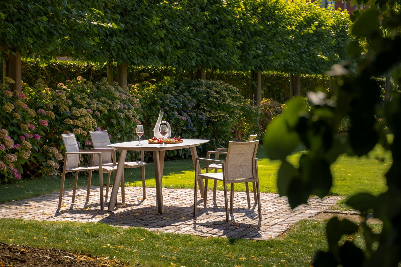 4SO Cortina dining set (4 st.) met Manolo tafel 180x95cm