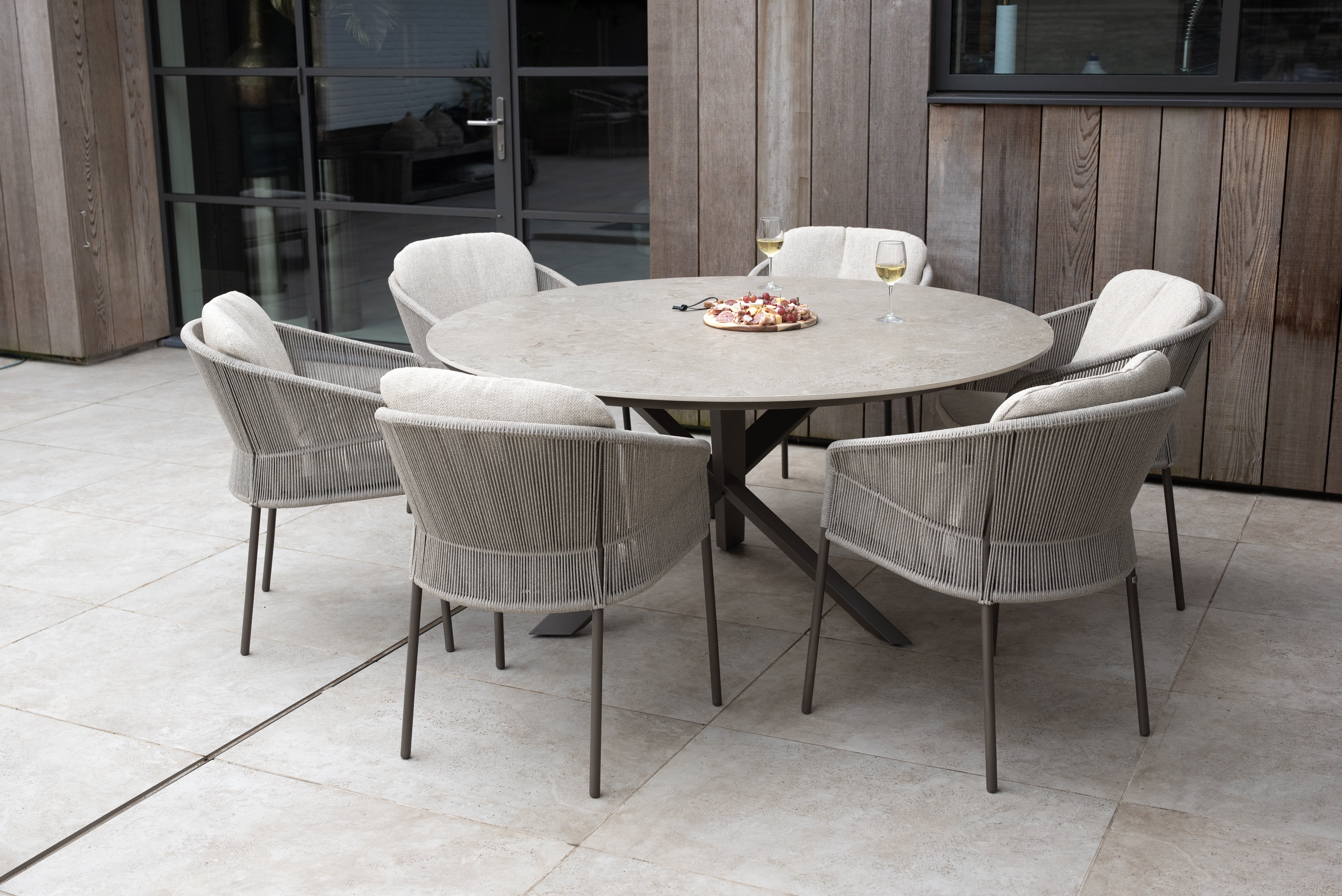 4SO Florence dining set terre (4 st.) met Prado tafel ⌀130cm — sfeervolle tuinset van 4 Seasons Outdoor