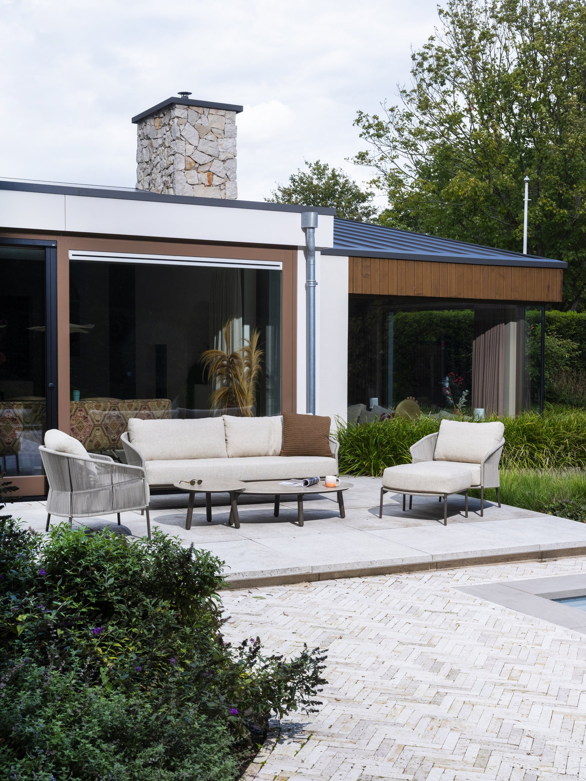 4SO Florence lounge set terre met Salute salontafels (2 st.) — sfeervolle tuinset van 4 Seasons Outdoor