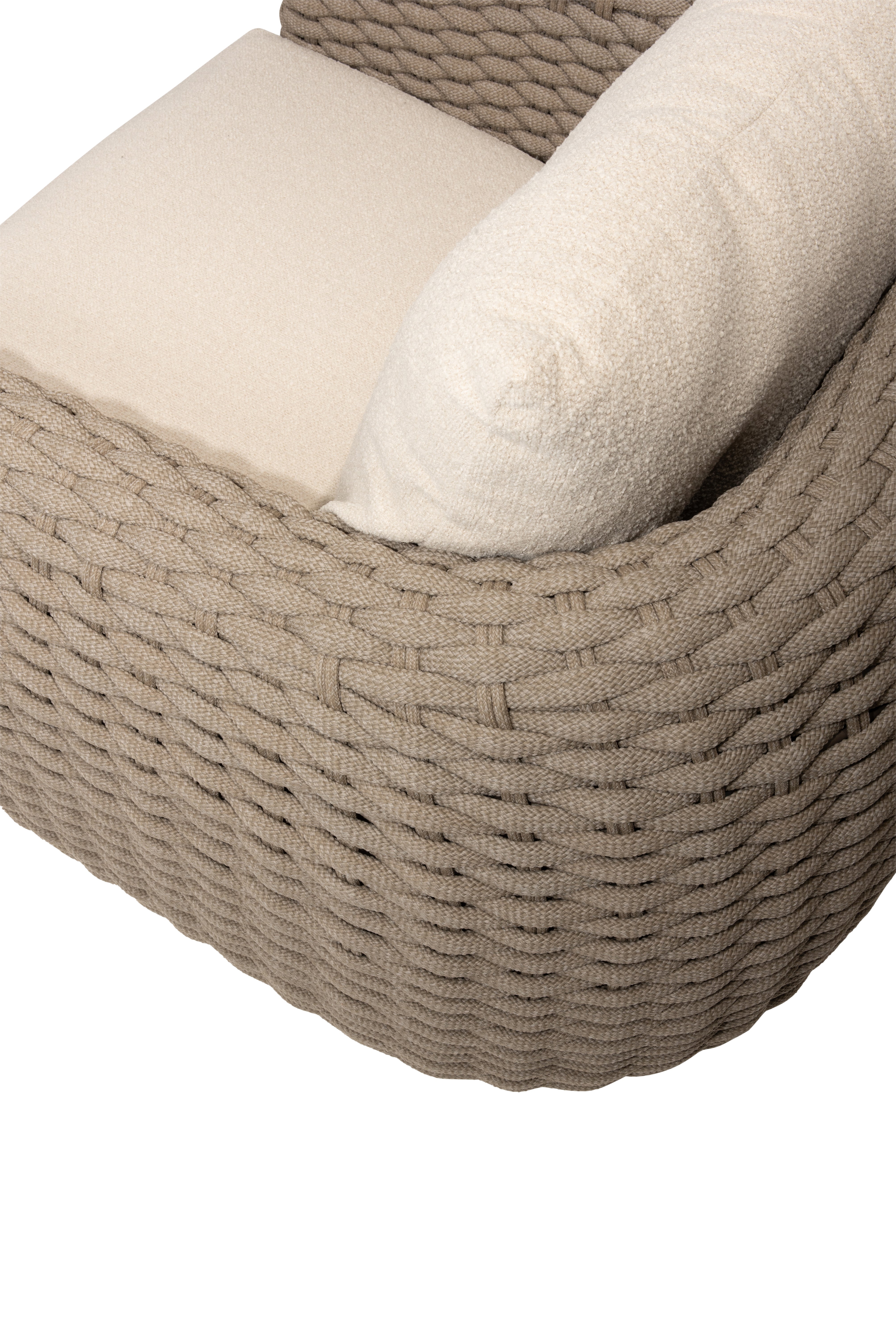 Maxime chaise lounge bench and living chair with Finn pebble shape table - Detail