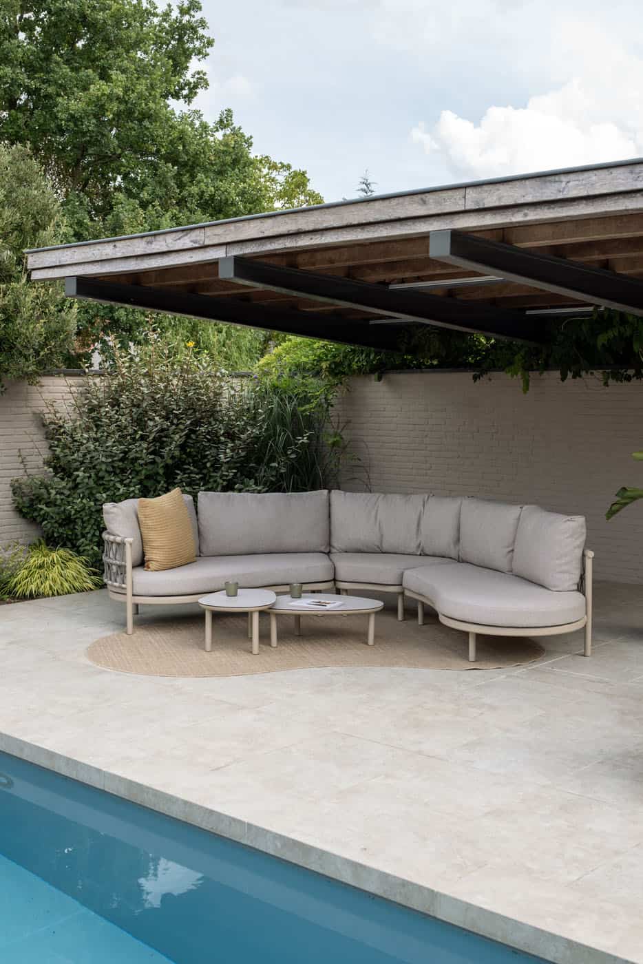 4SO Piacenza lounge set latte met Monroe salontafels (2 st.)