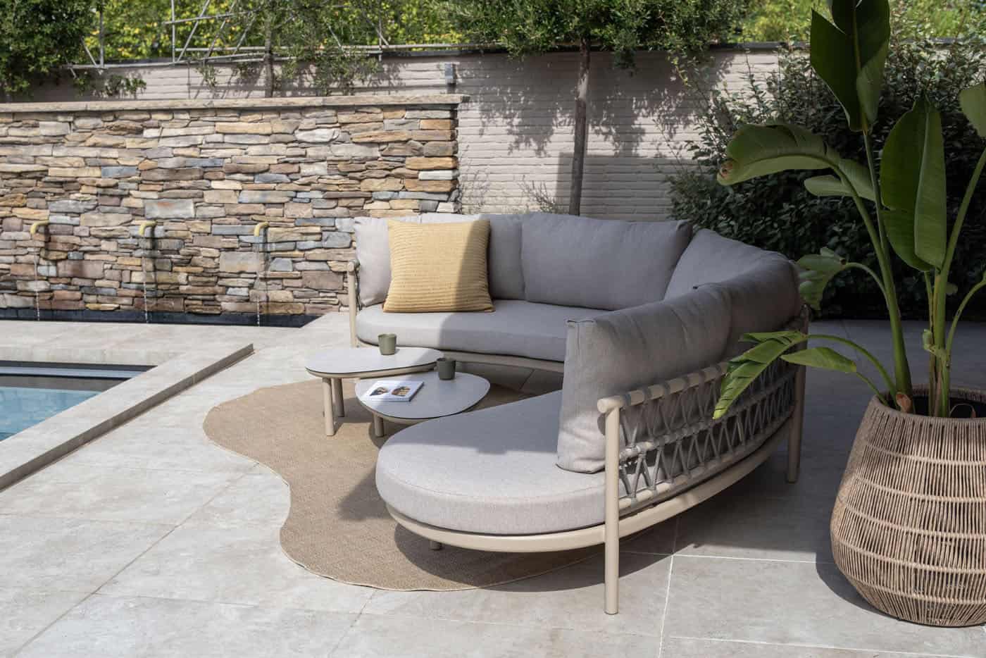 4SO Piacenza lounge set latte met Monroe salontafels (2 st.)