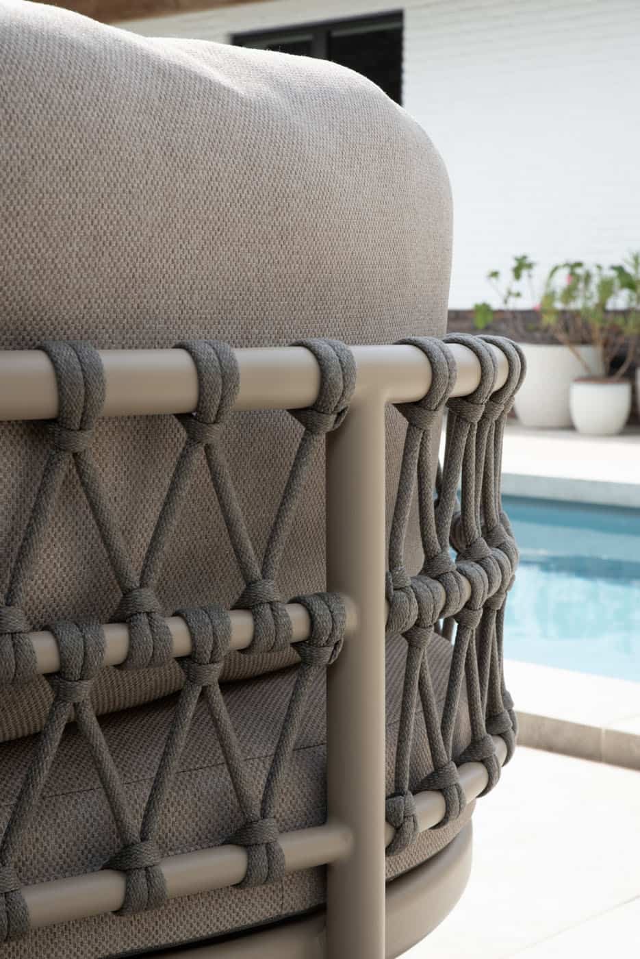 4SO Piacenza lounge set latte met Demi salontafels (2 st.)