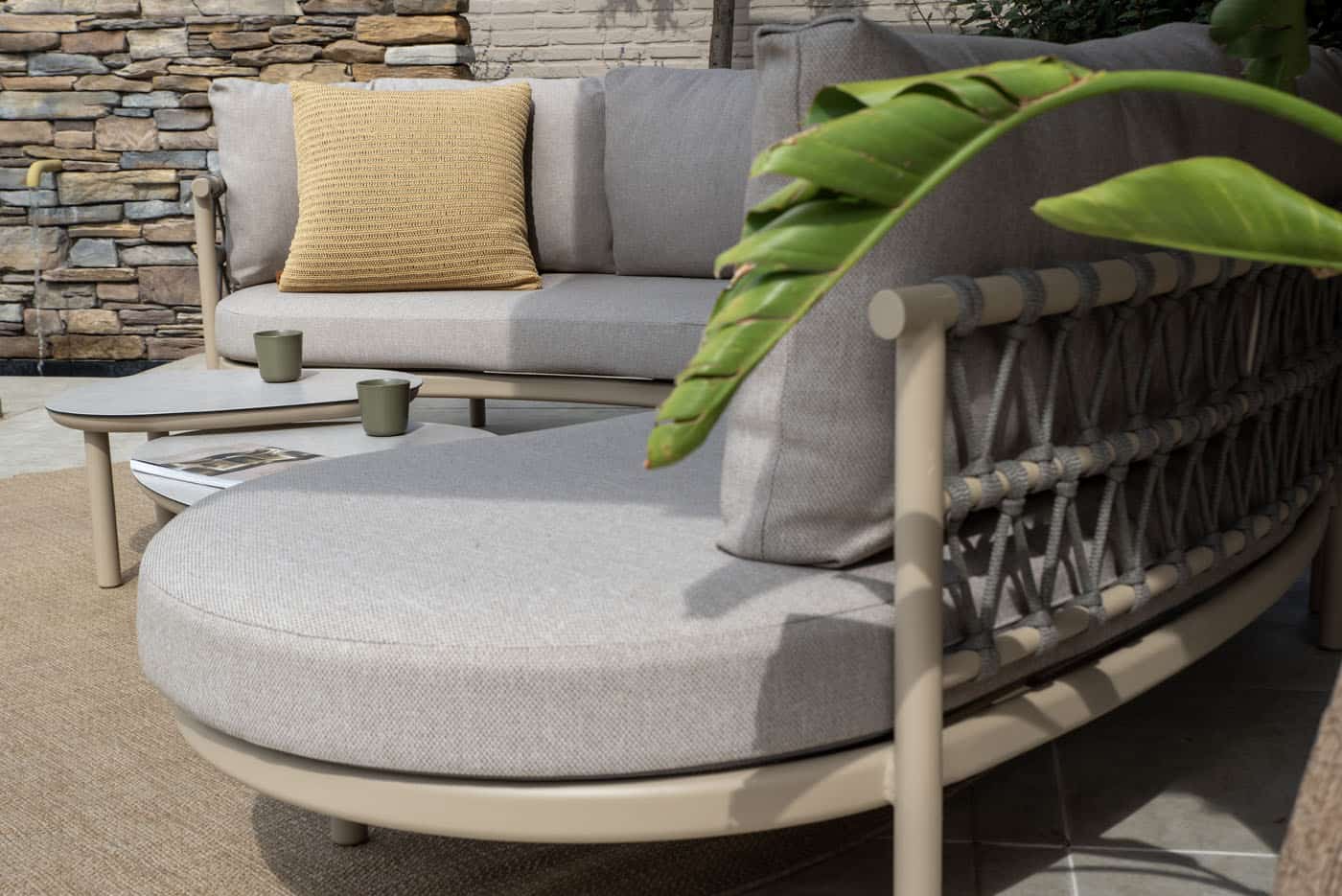 4SO Piacenza lounge set latte met Demi salontafels (2 st.)