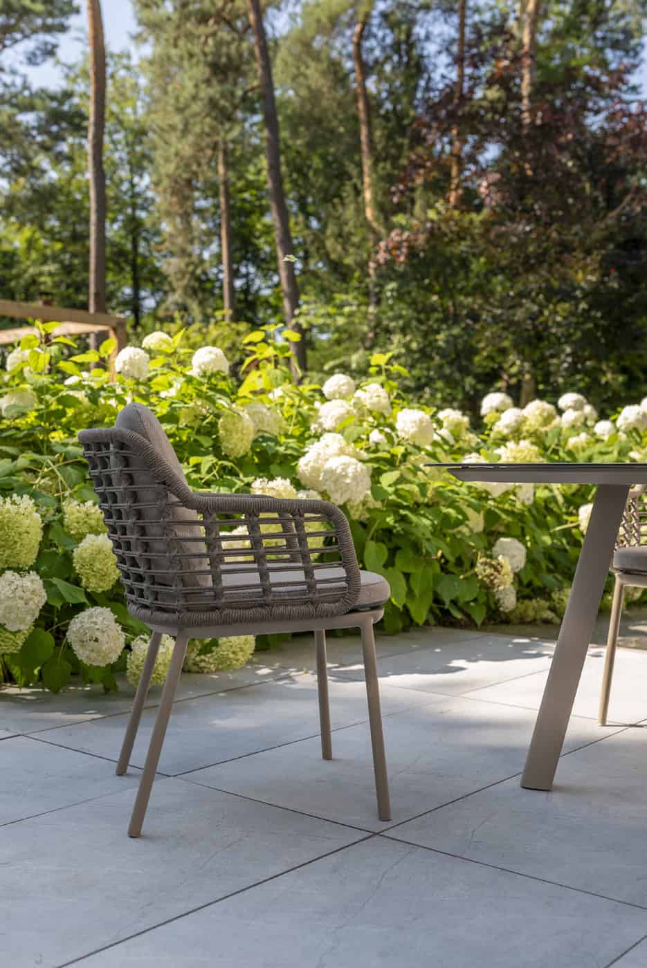 4SO Puglia dining set (6 st.) met Manolo tafel 240x103cm