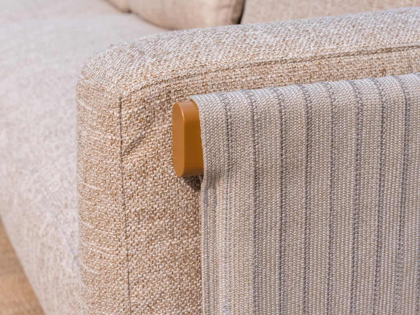 4SO Safina modulares Sofa mit Chaiselongue amber